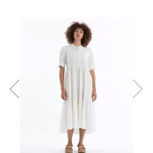 Barely worn - Ali Golden - Raglan cotton dress in Bone, size L